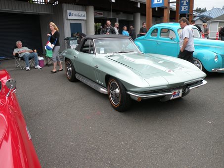 teal green corvette